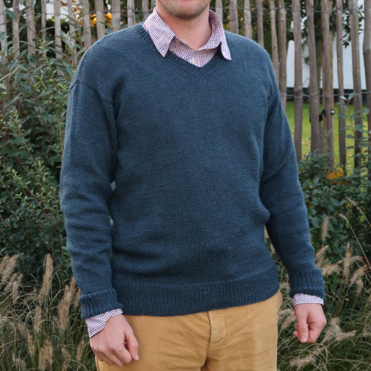 Arnaud’s Classic V-Neck Sweater by Knitting With Chopsticks