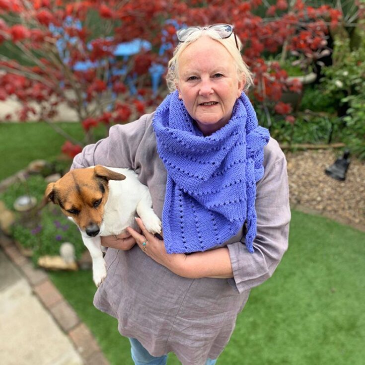 Asymmetrical shawl feat image