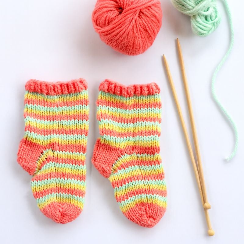 Baby Socks Knitting Pattern – Free & Easy Striped Design