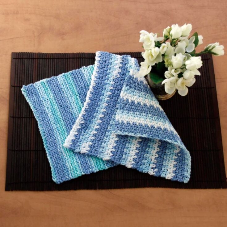 Bernat Knit Dishcloth Pattern by Yarnspirations