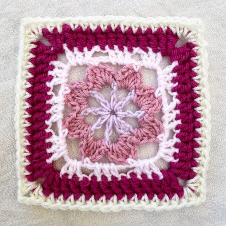 Berry patch granny square feat image