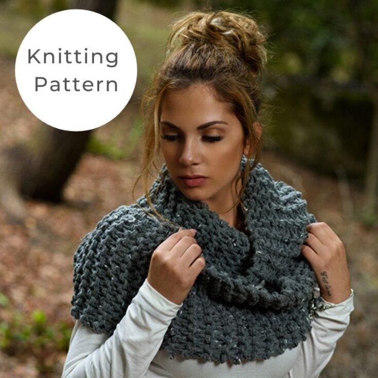 Image for Outlander Scarf | Brianna Cowl Pattern