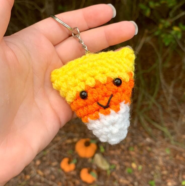 Candy Corn Keychain – Free Crochet Pattern by Okie Girl Bling 'n' Things