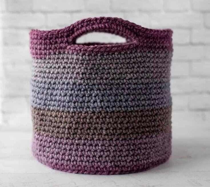 Crochet Basket Tote by Crochet 365 Knit Too