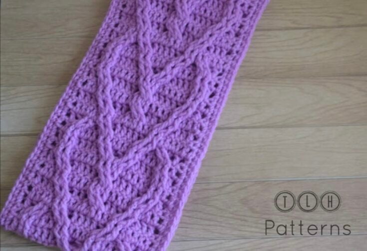Crochet Cable Hearts Earwarmer - Free Pattern by The Lazy Hobby Hopper