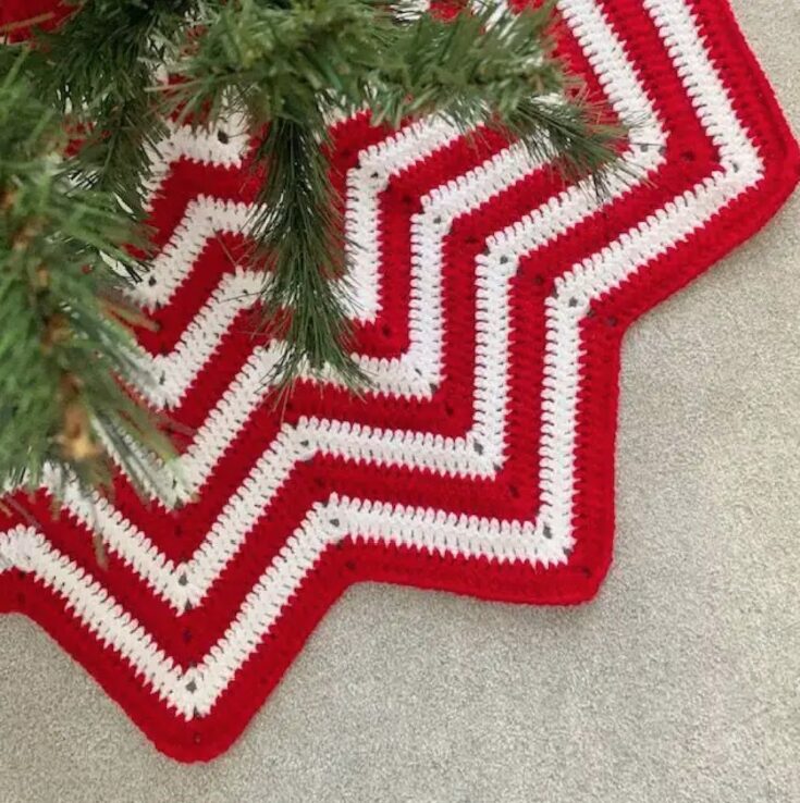 Crochet Christmas Tree Skirt Pattern by Cosy Rosie Crochet