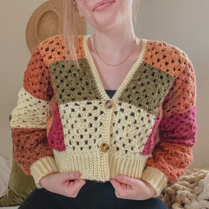 Crochet Cozy Granny Square Cardigan – Free Pattern + Video Tutorial by Hay Hay Crochet