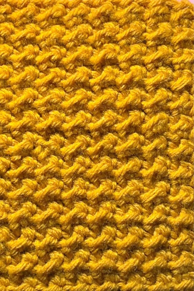 Crochet Crunch Stitch by The Caffeinated Snail