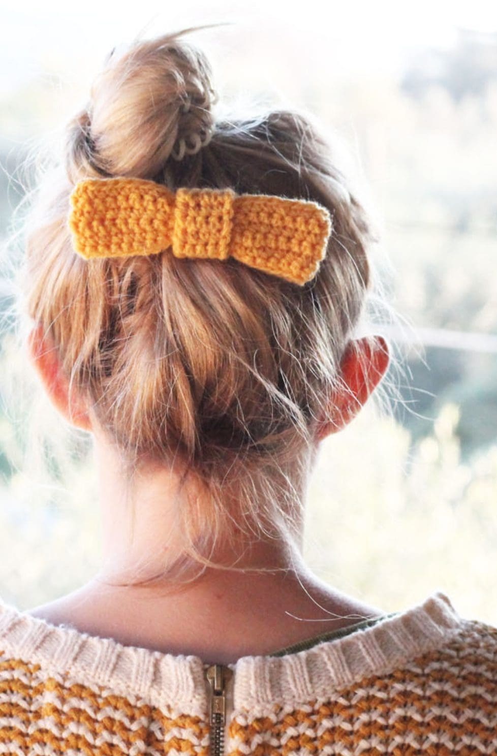Crochet bow pattern