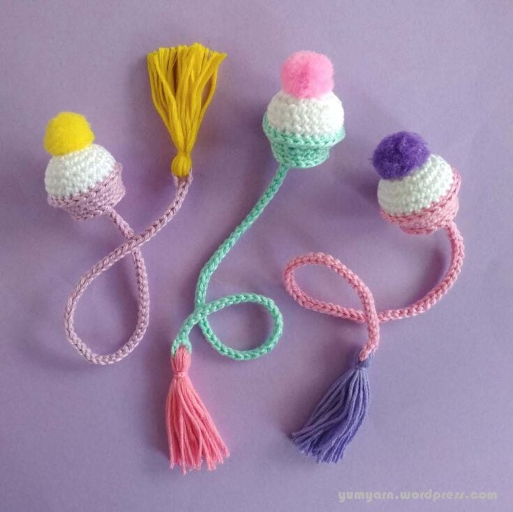 Image for Cupcake Bookmark Pattern by Yum Yarn