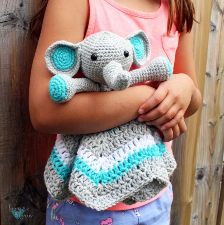 Elephant Lovey – Free Crochet Pattern by Loops And Love Crochet