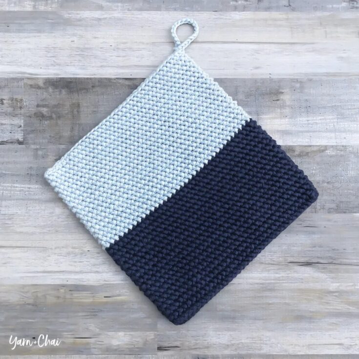 Image for Farmhouse Potholder by Yarn And Chai