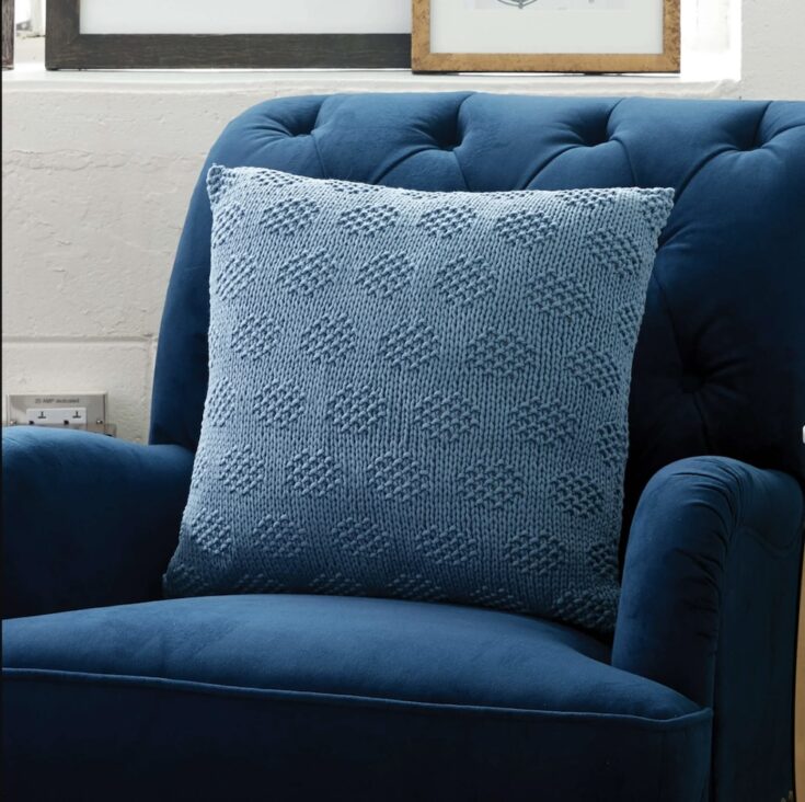 Free Bernat Mossy Dots Knit Pillow Pattern by Yarnspirations