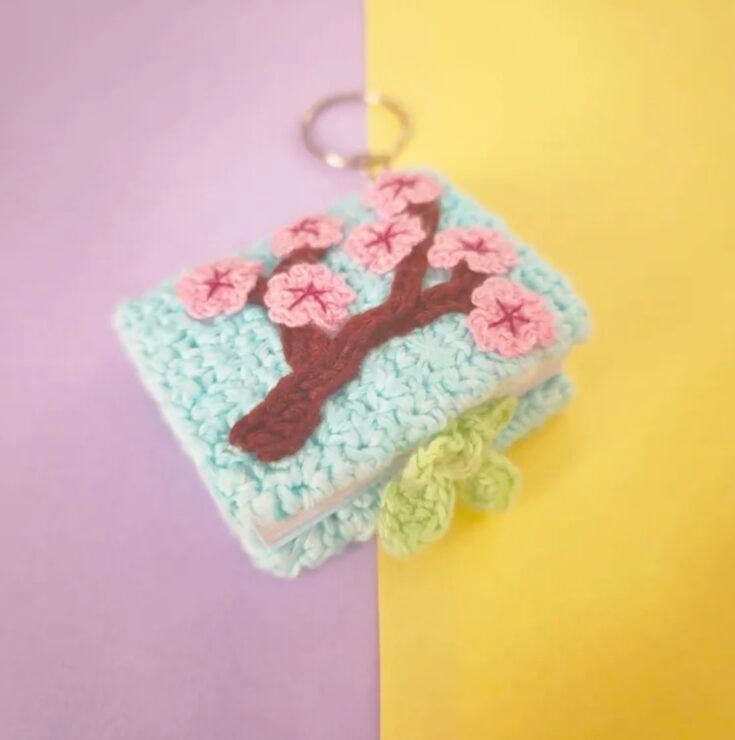 Free Crochet Keychain Pattern: Make A Cute Book by Atelier Delilah