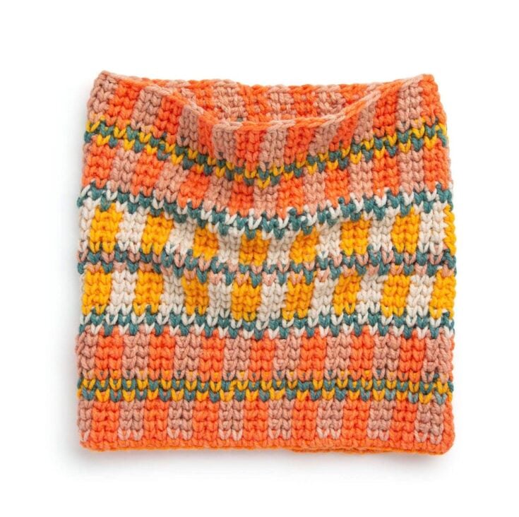 Free Fair Isle Crochet Cowl Pattern by Yarnspirations
