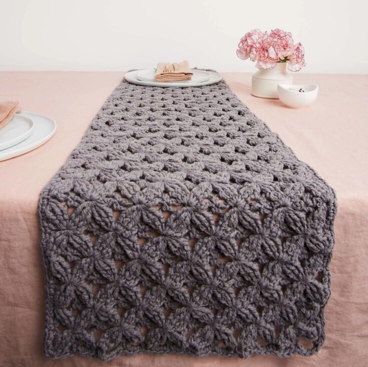 Free Lily Sugar'n Cream Crochet Macramé Inspired Table Runner Pattern by Yarnspirations
