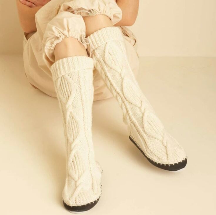 Free Patons Knit Slipper Socks Pattern by Yarnspirations