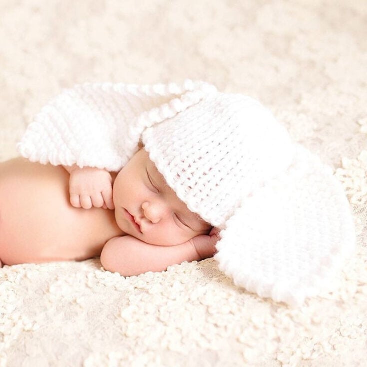 Free baby bunny hat feat image