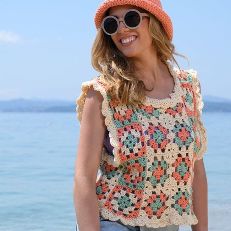 Granny Square Crochet Top Pattern feat image