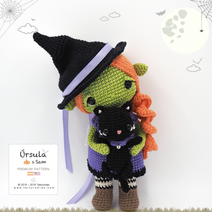 Halloween black cat