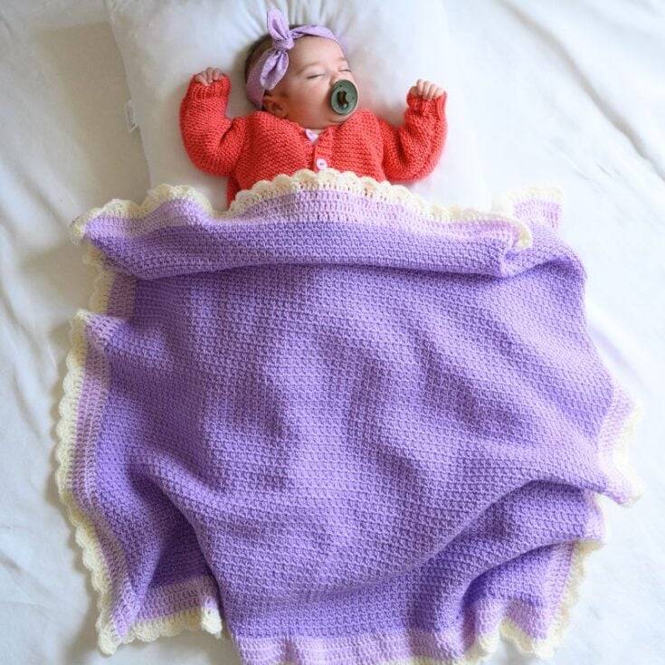 How to crochet a baby blanket feat image