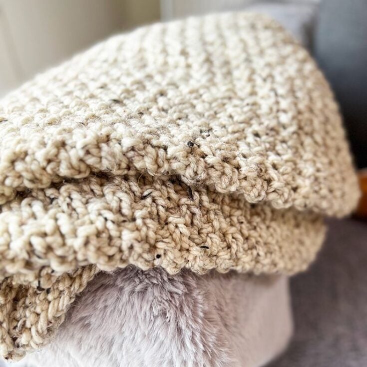 How to knit a blanket for beginners feat image