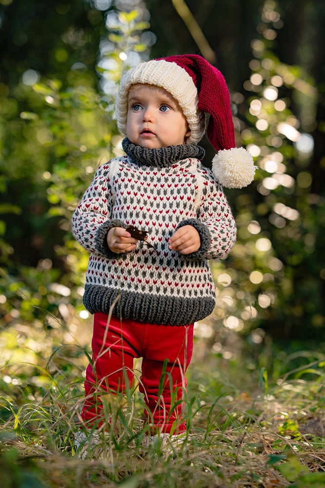 Knitted Nordic sweater and Santa hat