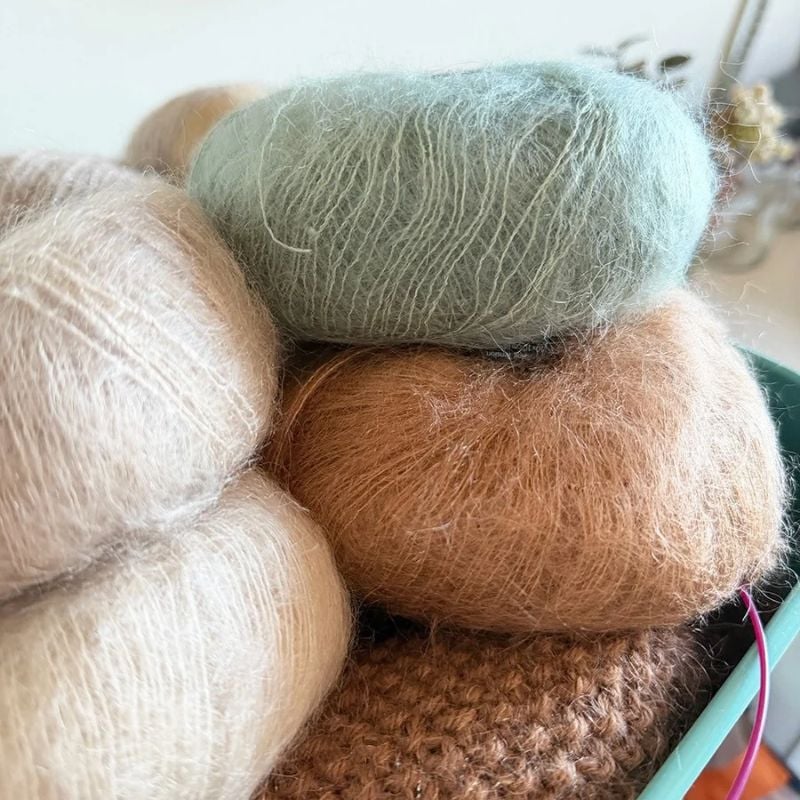 Lace weight yarn featured image