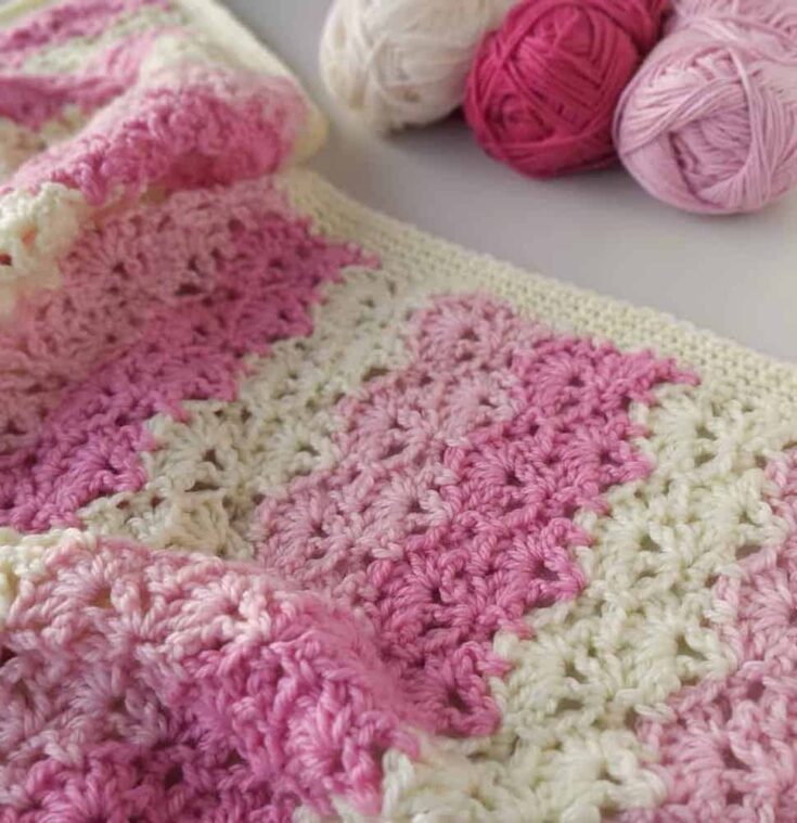 Lacy Shells Crochet Baby Blanket (Free Pattern) by Annie Design Crochet