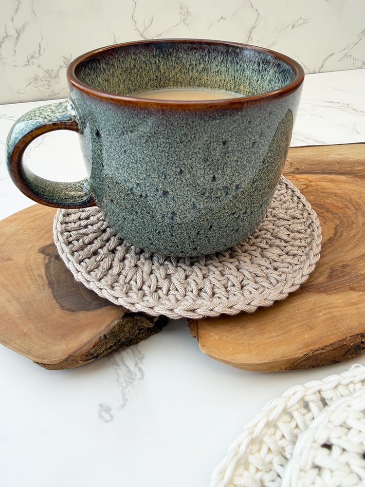 Large crochet coaster