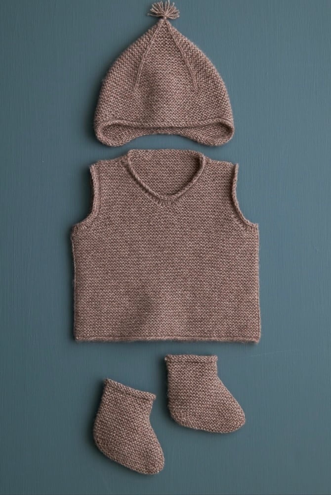 Little Garter Baby Set by Purl Soho
