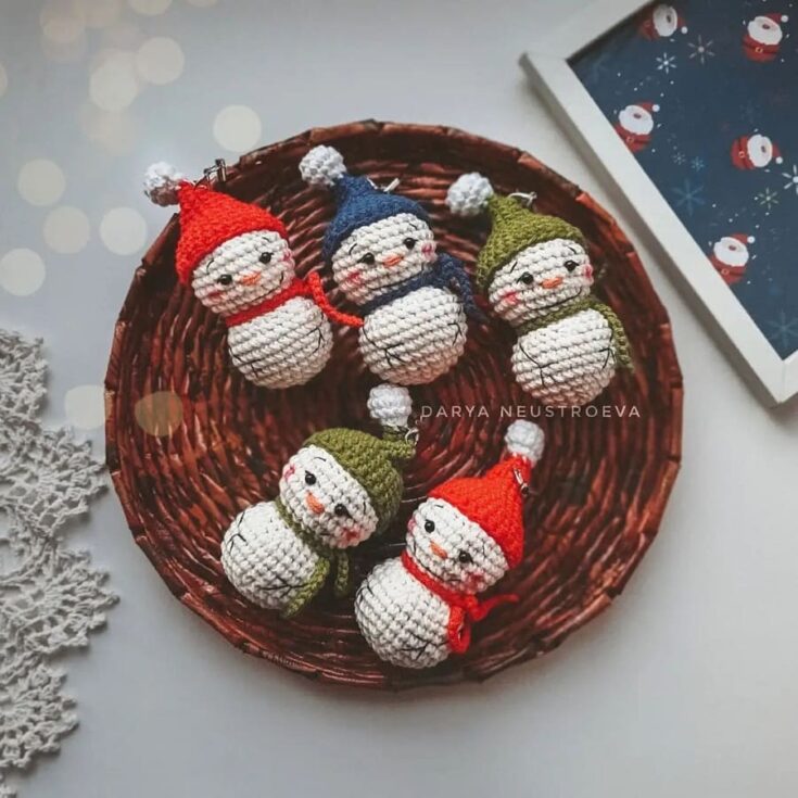 Image for Little Snowman Amigurumi by Amiguroom Toys