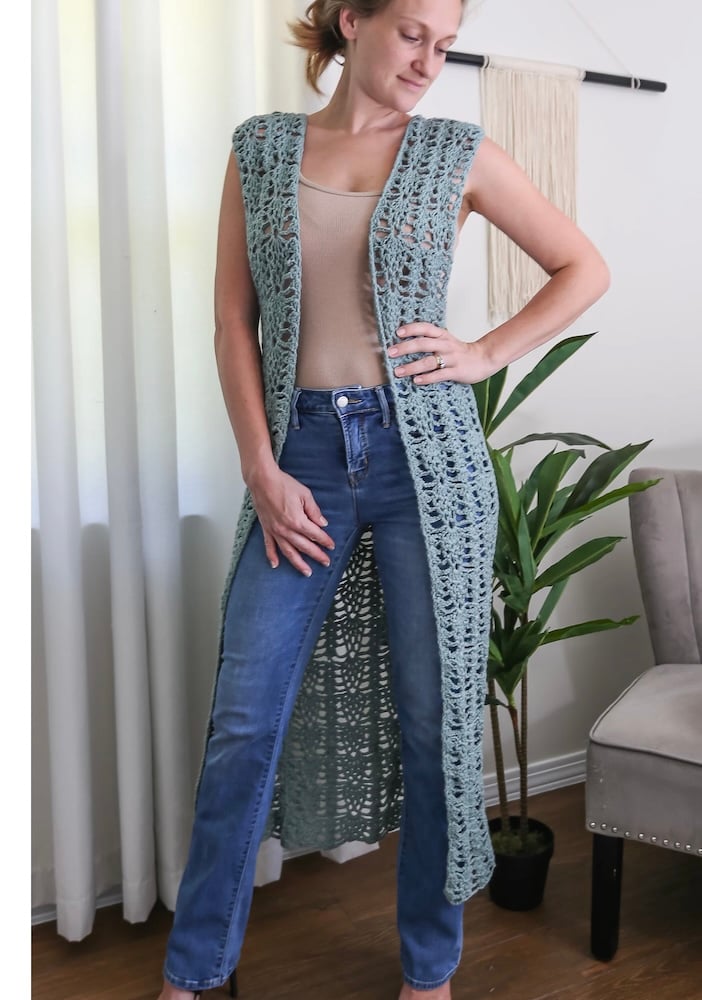 Long Crochet Duster Pattern &ndash; Easy Pineapple Stitch Vest by Life + Yarn