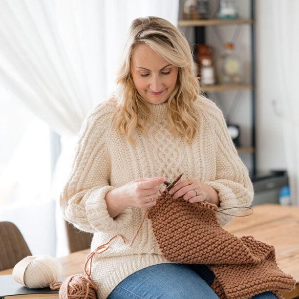 Free knitting patterns for beginners and experienced knitters