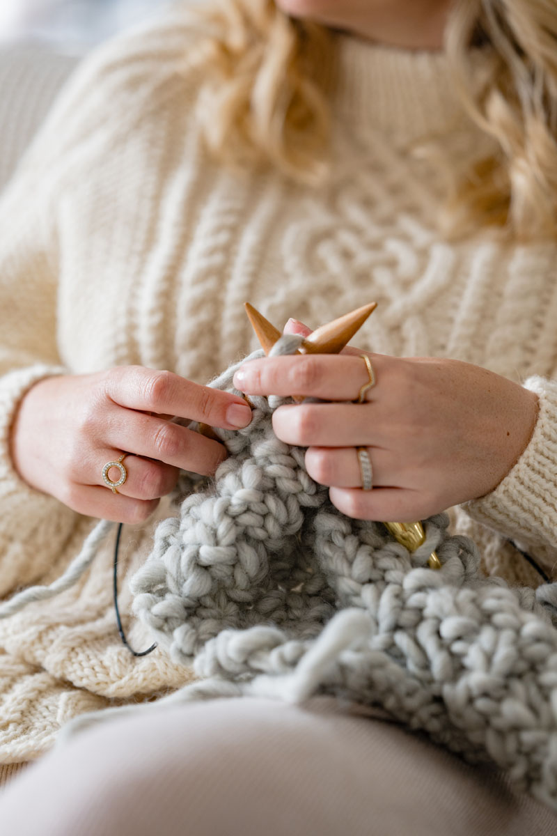Louise knitting