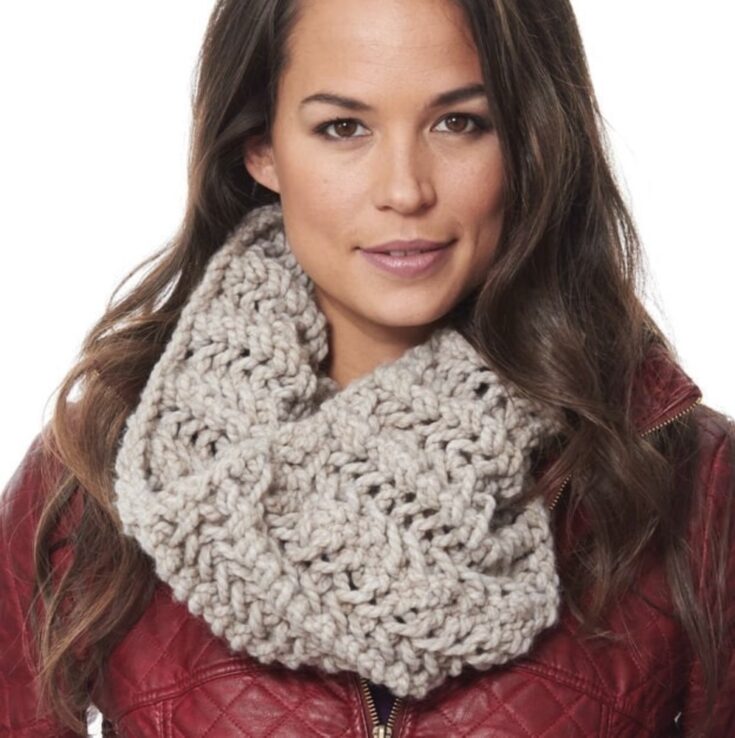 Openwork Cowl Pattern by Bernat