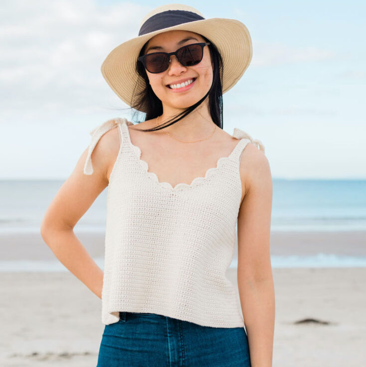 Scallop v-neck Tank Top by For The Frills