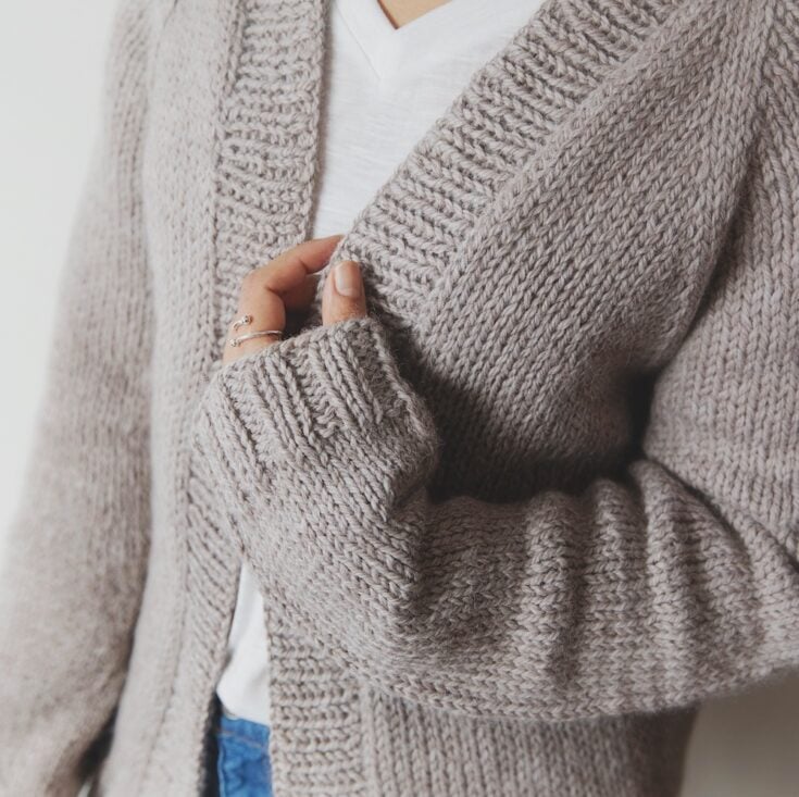 Simple Raglan Cardigan Knitting Pattern by Lee Lee Knits