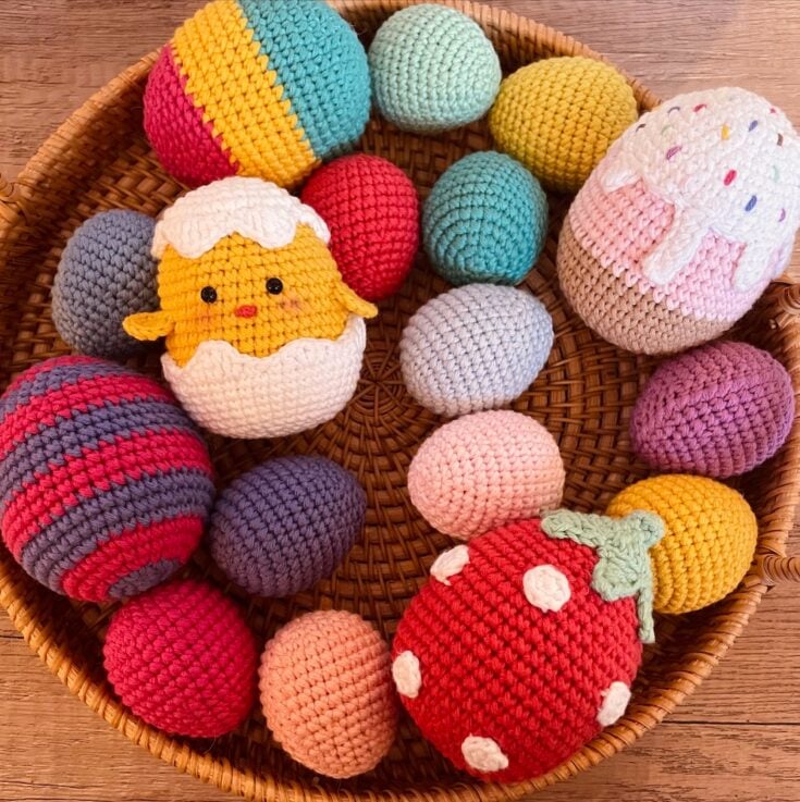 Small Easter Egg Crochet Pattern by Wolly Island