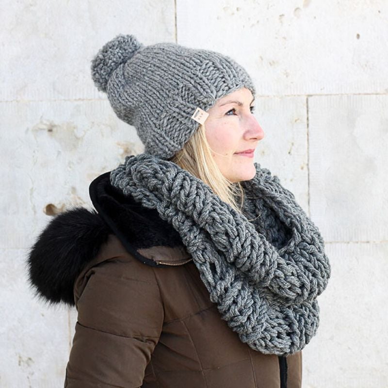 Super chunky infinity scarf and hat pattern