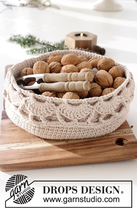 Treat Yourself Basket by DROPS Design