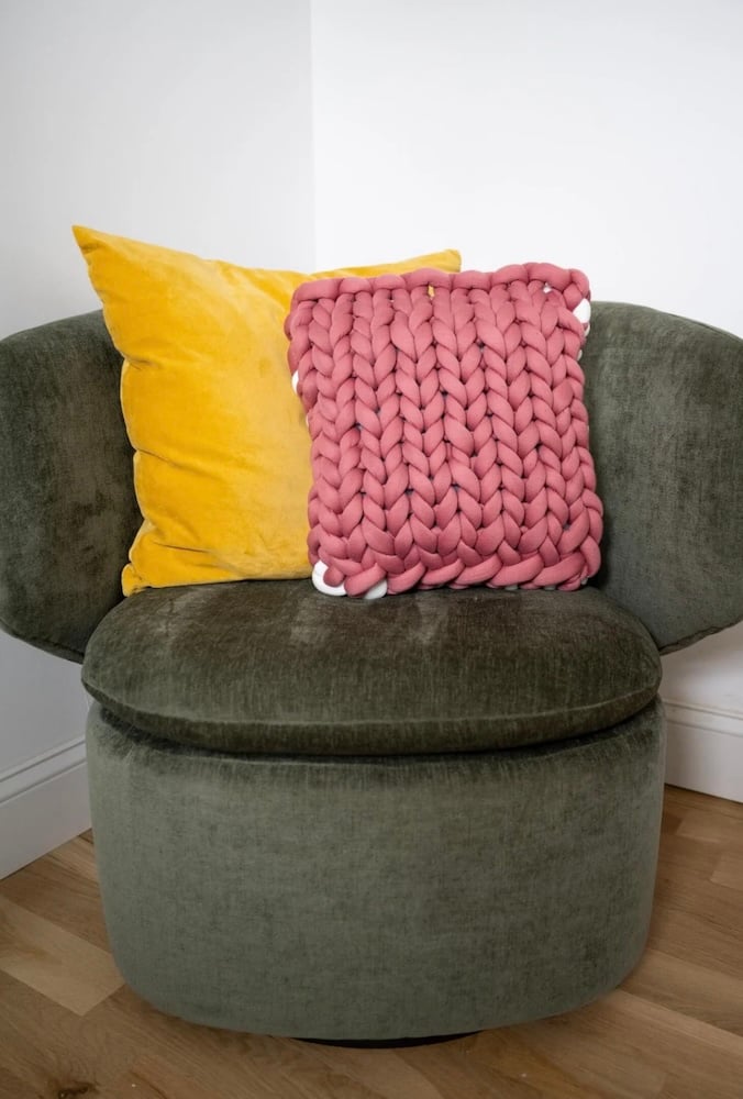 Two-Color Pillow by Lion Brand Yarns