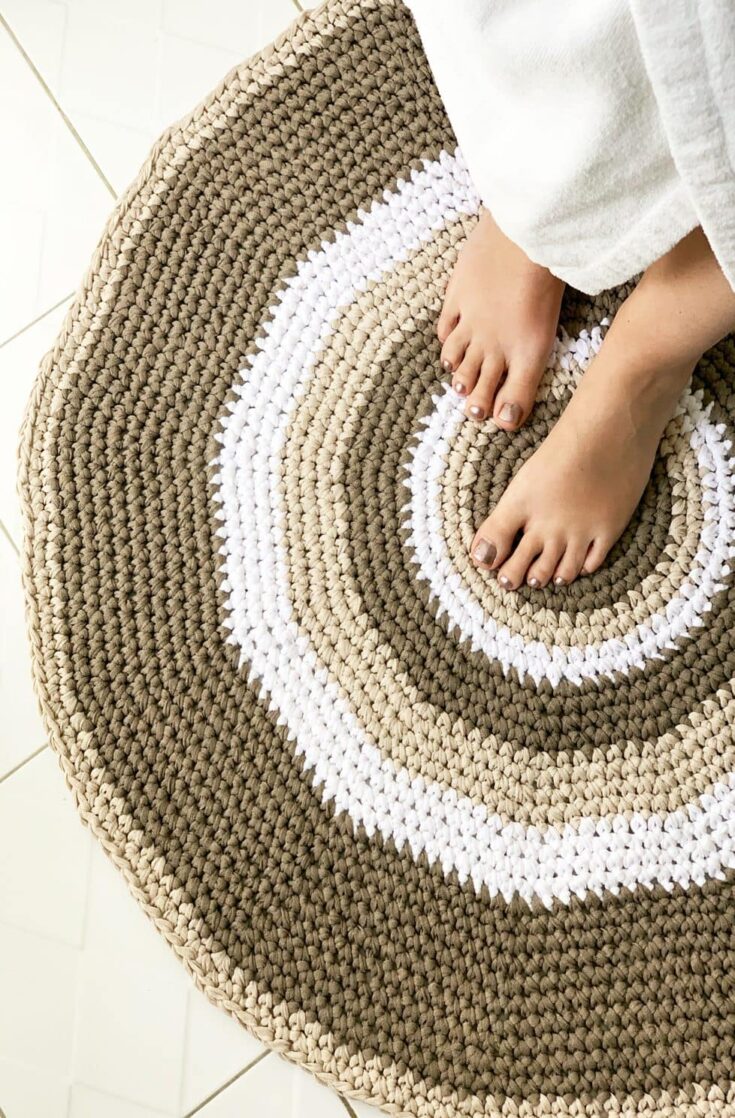 circle bathroom rug