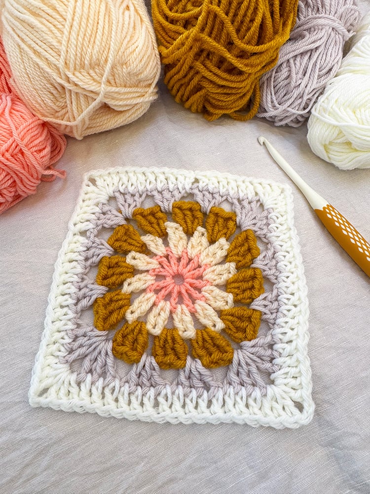 circle in a square granny