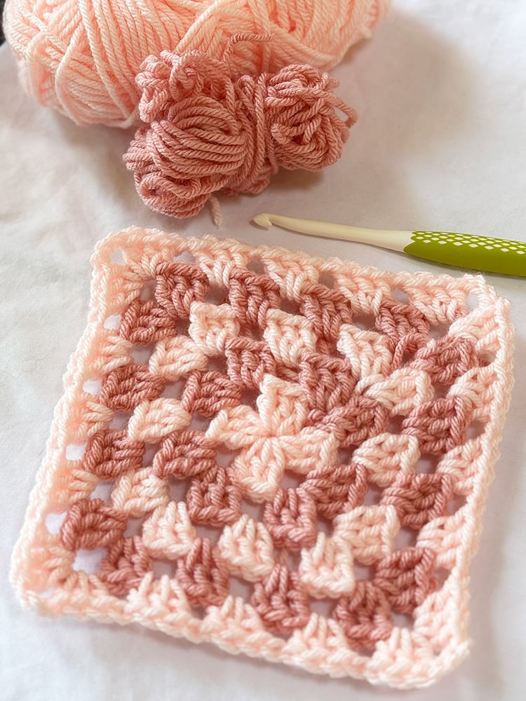 crochet granny square