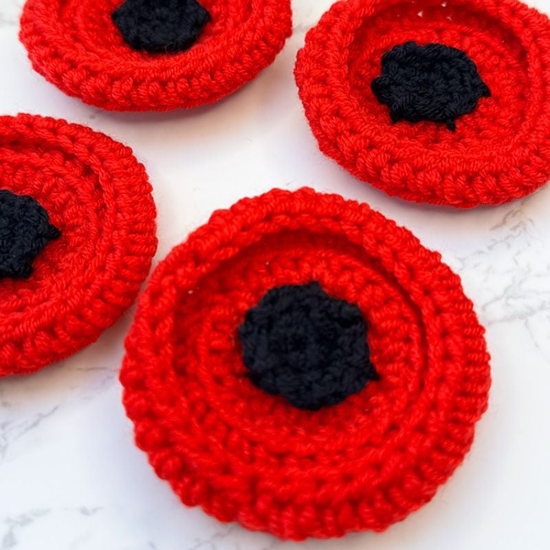 crochet poppy feat image