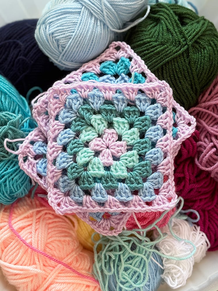 granny square pattern