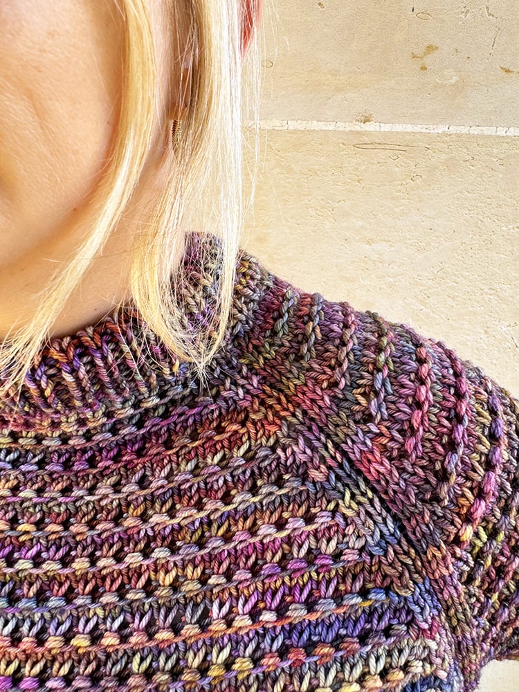 raglan close up
