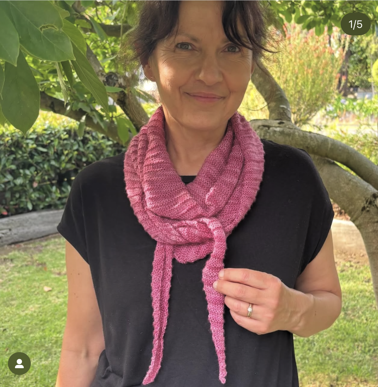 skinny scarf by debdoescraft