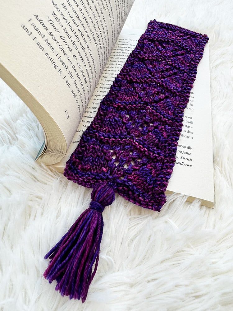 speak now lace knit bookmark